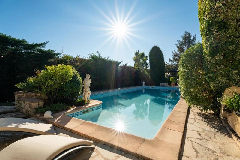 Villa - 190 m² - 7 pièces