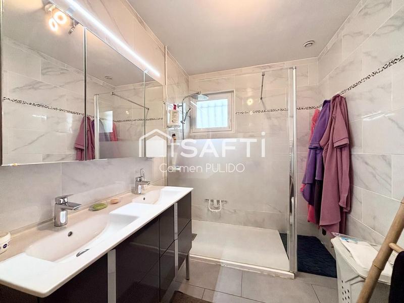 Maison - 135 m² - 6 pièces