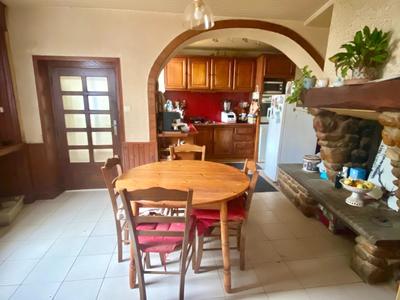 Maison - 87 m² - 4 pièces