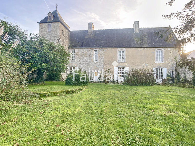 Propriété - 300 m² - 6 pièces