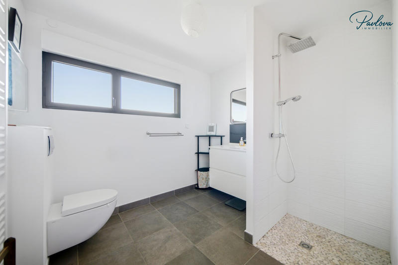 Appartement - 108 m² - 4 pièces