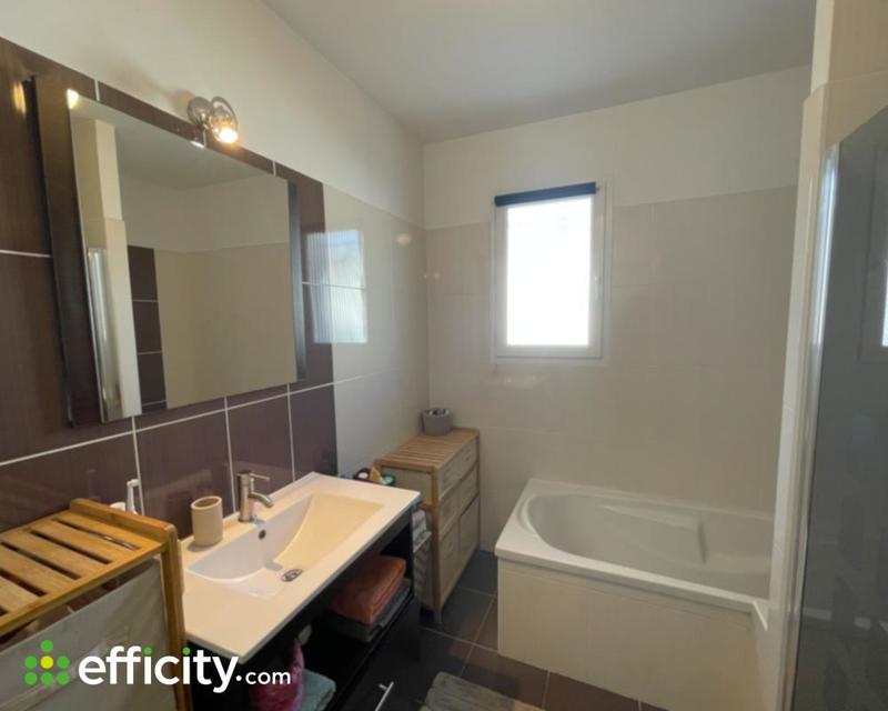 Pavillon - 99 m² - 4 pièces