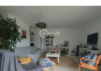 Maison - 218 m² - 7 pièces