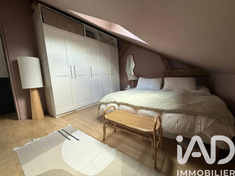 Loft - 156 m² - 5 pièces