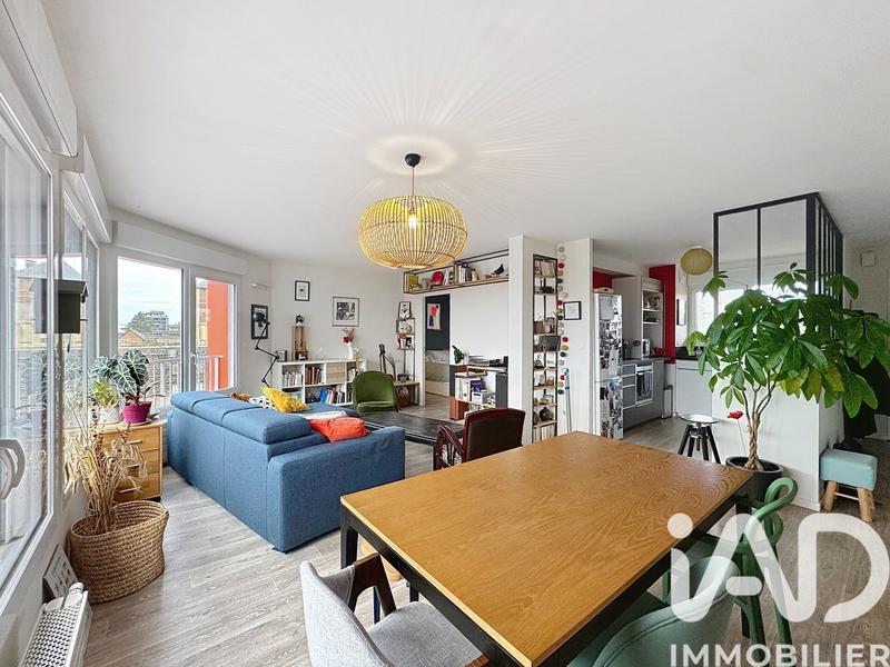 Appartement - 107 m² - 6 pièces