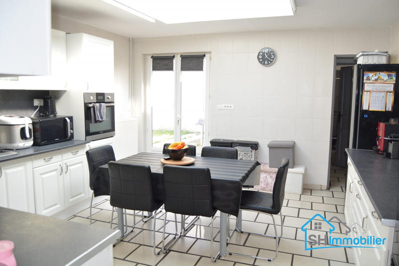 Maison - 141 m² - 5 pièces