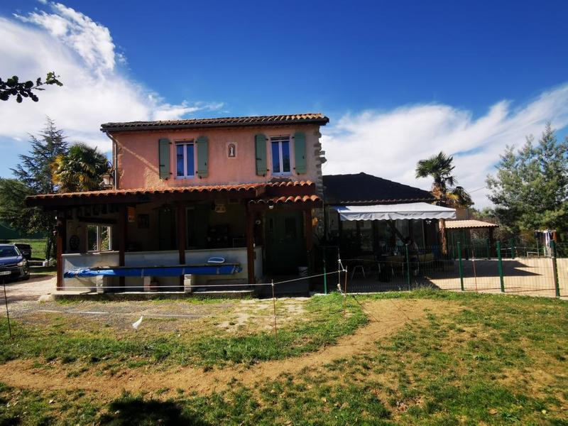 Propriété - 170 m² - 7 pièces