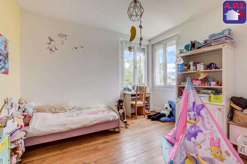 Maison - 115 m² - 5 pièces