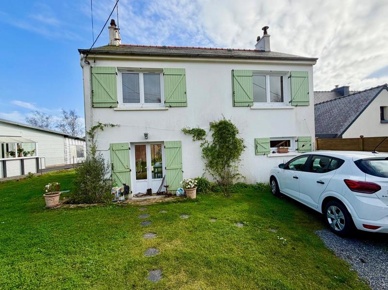 Maison - 90 m² - 4 pièces