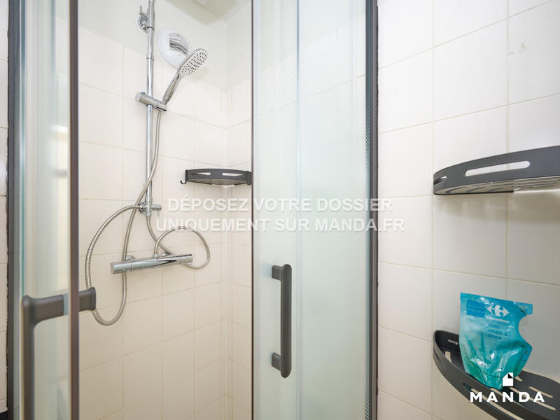 Chambre - 14 m² - 4 pièces