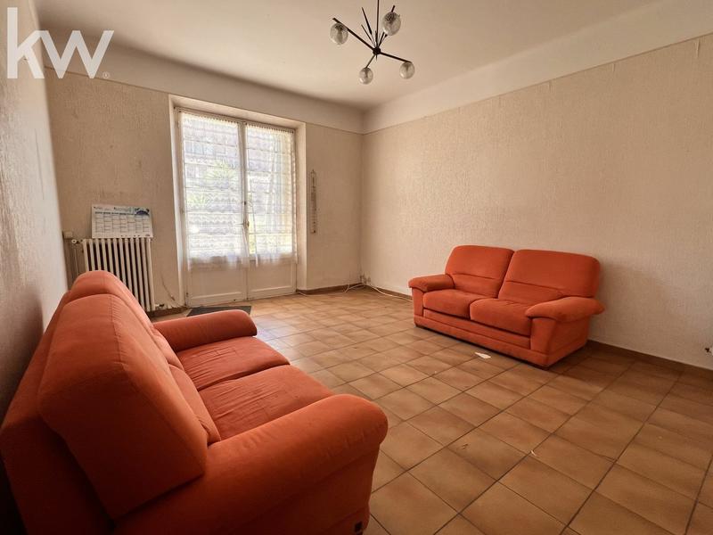 Appartement - 100 m² - 5 pièces