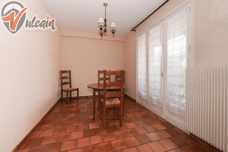 Maison - 196 m² - 8 pièces