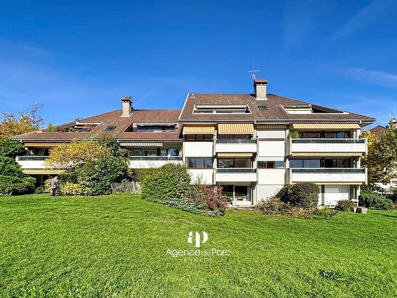 Appartement - 94 m² - 3 pièces