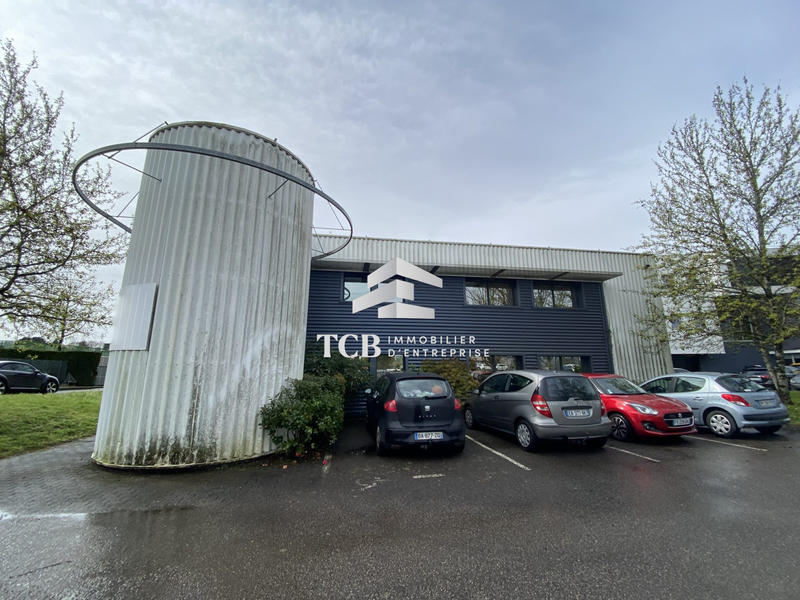 Local d'activités - 820 m²