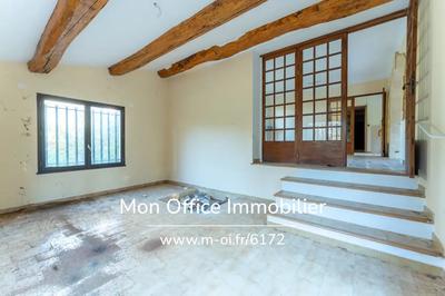 Maison - 262 m² - 7 pièces