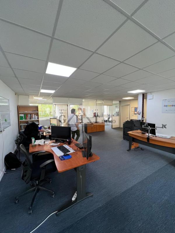 Bureau - 350 m²