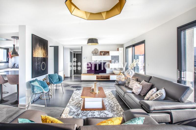 Villa - 152 m² - 6 pièces