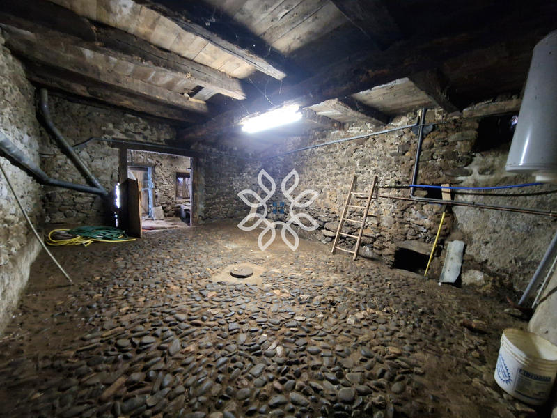 Maison de village - 100 m² - 5 pièces