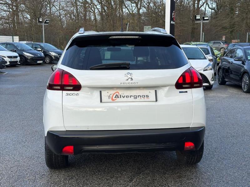 Peugeot 2008 (2) 1.2 Puretech 110 Style