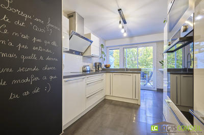 Appartement - 136 m² - 5 pièces