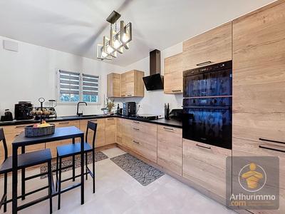 Maison - 100 m² - 4 pièces