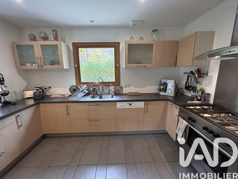 Maison - 169 m² - 6 pièces