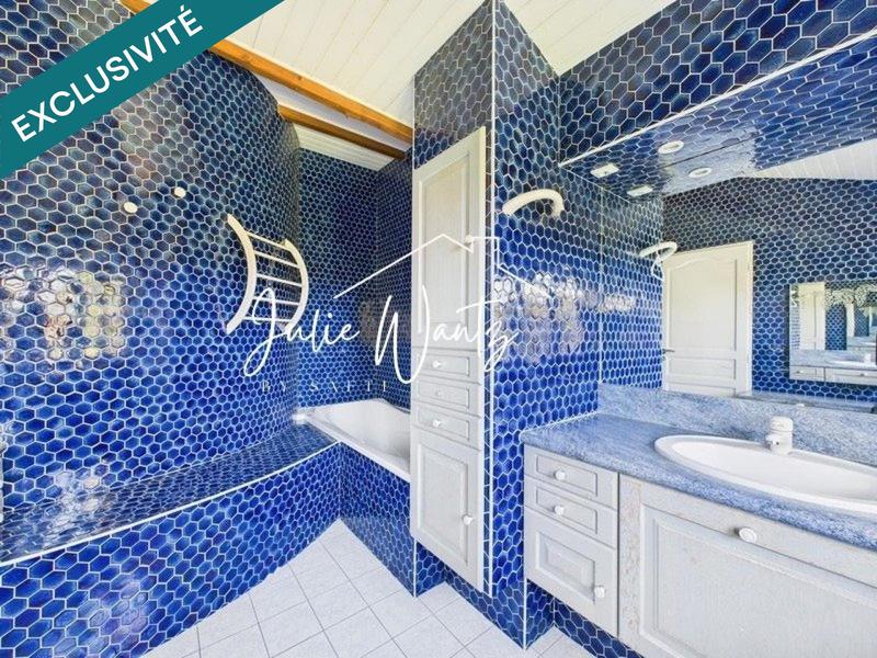 Maison - 400 m² - 8 pièces