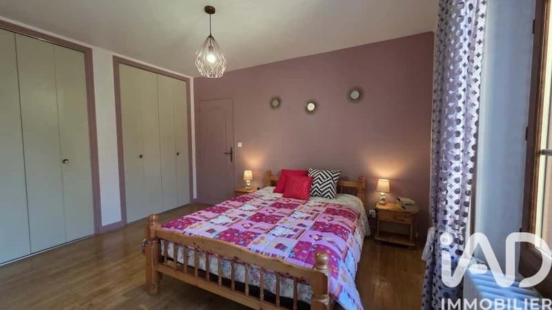 Maison - 170 m² - 8 pièces