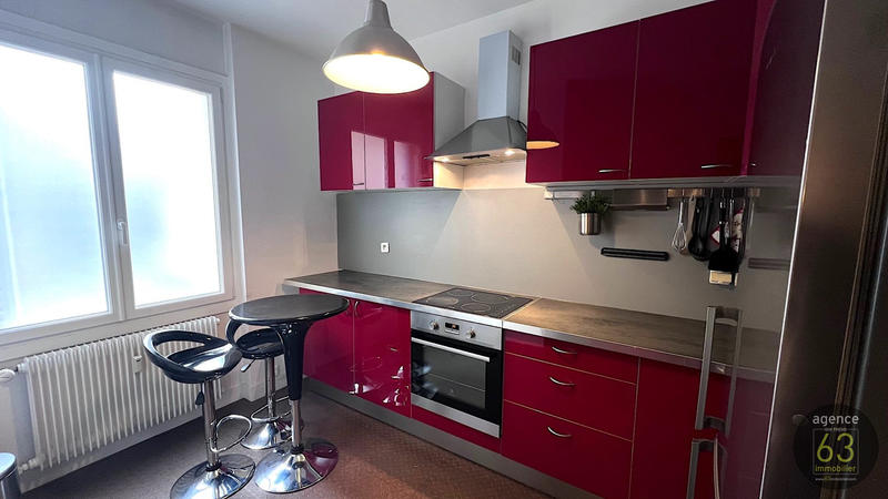 Appartement - 97 m² - 3 pièces