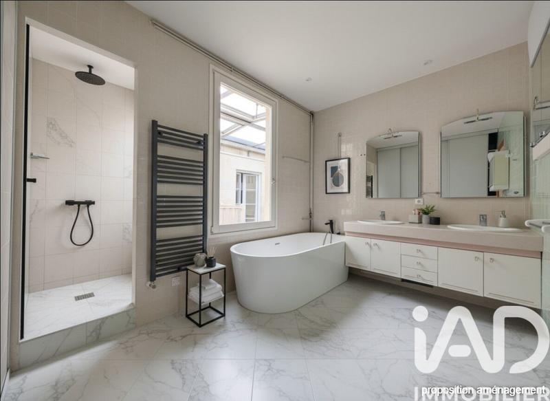 Appartement - 100 m² - 4 pièces