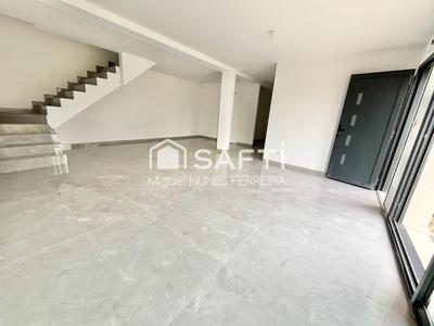 Maison - 151 m² - 5 pièces