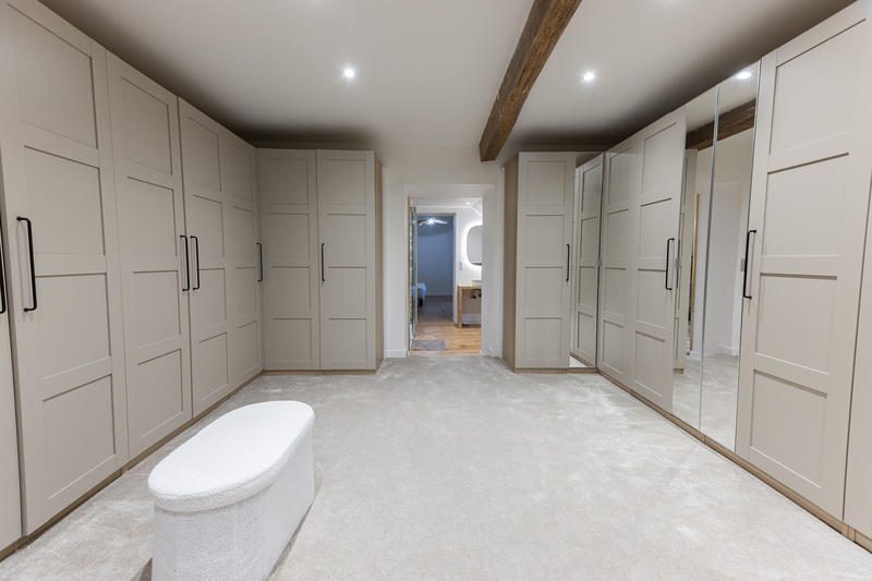 Maison - 299 m² - 8 pièces