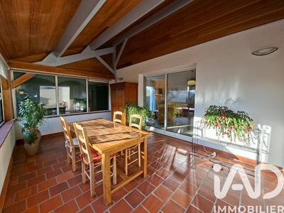 Maison - 110 m² - 4 pièces