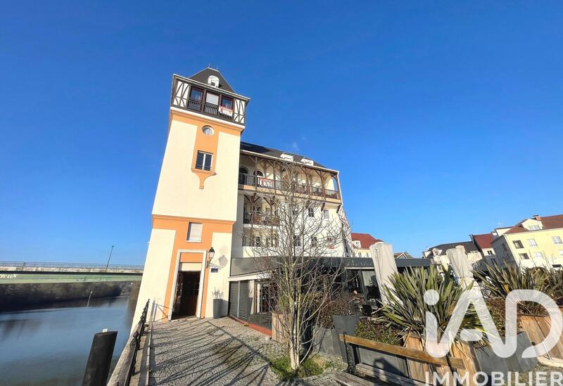 Appartement - 162 m² - 6 pièces