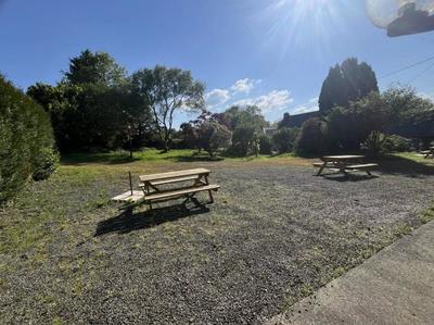 Propriété - 689 m²