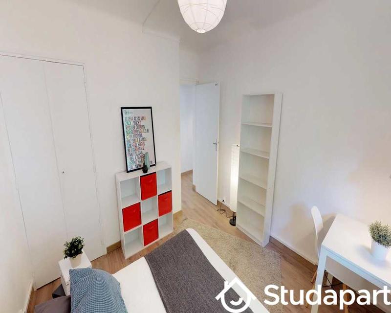 Chambre - 30 m² - 1 pièce