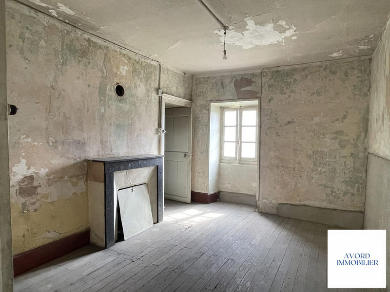 Maison ancienne - 217 m² - 9 pièces