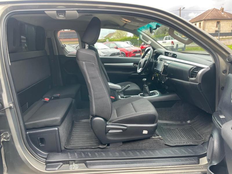 Toyota Hilux X-Tra Cabine 2.4l d-4d 4x4 (Rc23) Legende