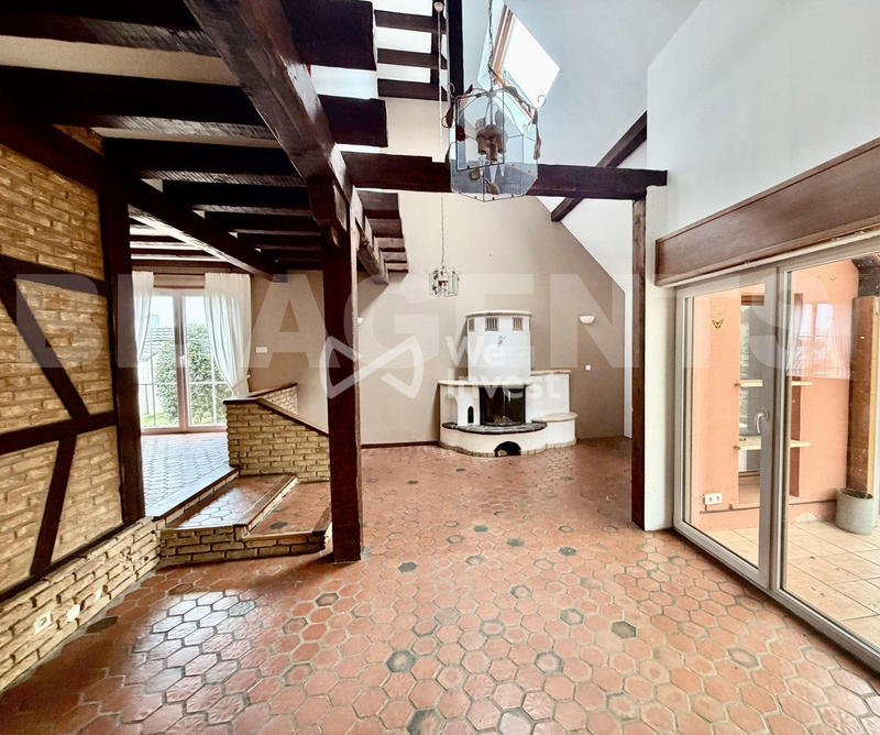 Maison - 138 m² - 6 pièces