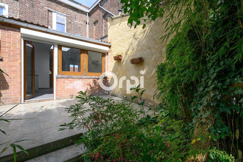 Maison - 90 m² - 3 pièces