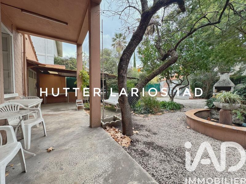 Maison - 220 m² - 8 pièces