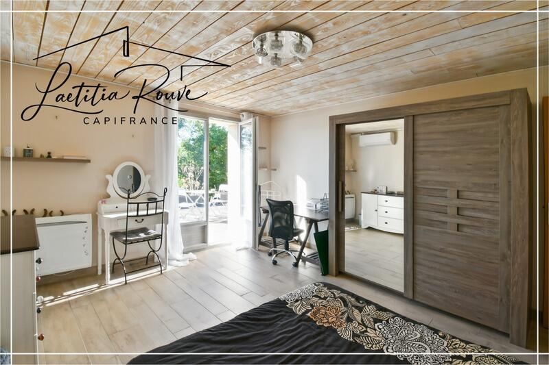 Maison - 370 m² - 8 pièces