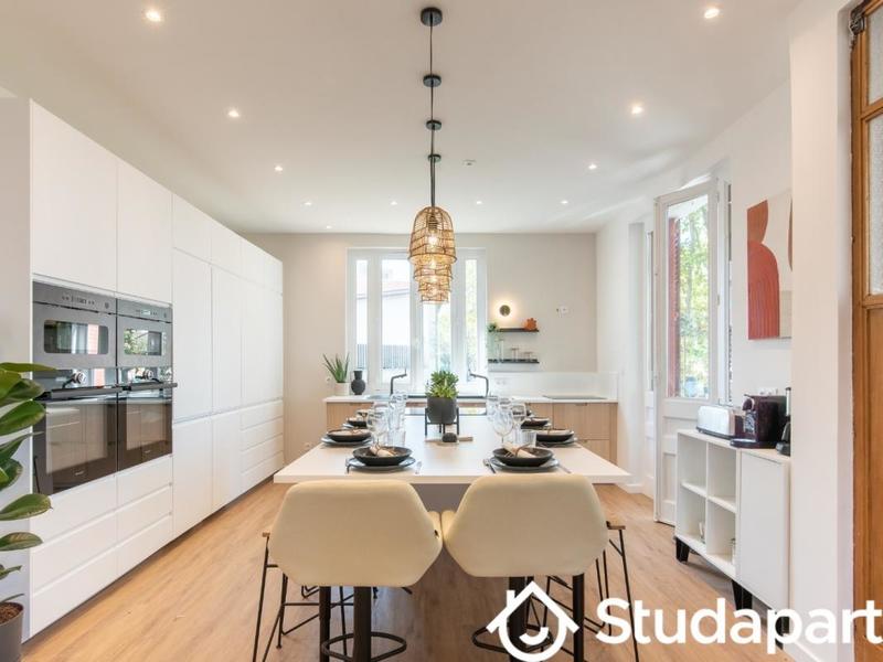 Chambre - 12 m² - 1 pièce