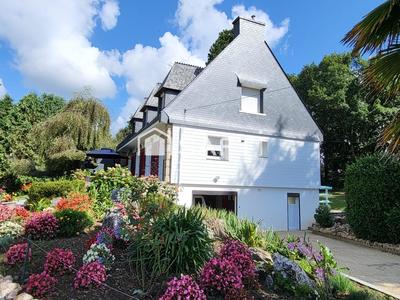 Maison - 160 m² - 7 pièces