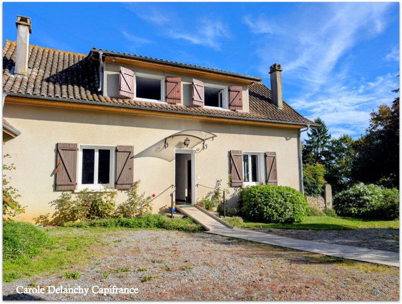 Maison - 157 m² - 6 pièces