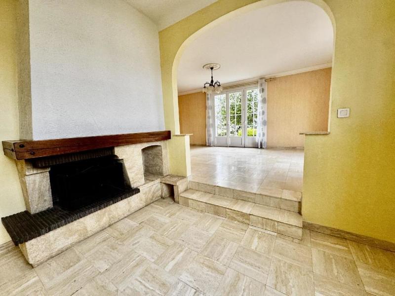 Maison - 104 m² - 4 pièces