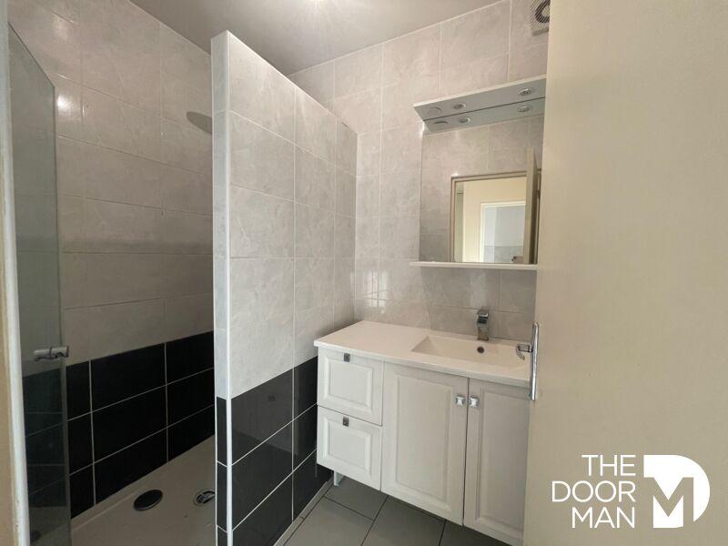 Fonds de commerce - Maison - 219 m²