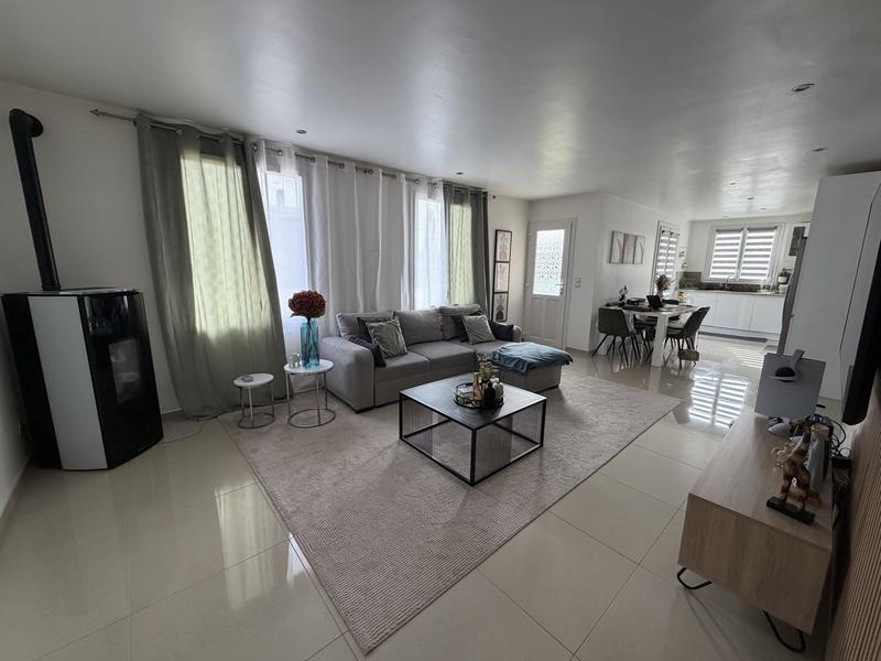 Maison - 82 m² - 4 pièces