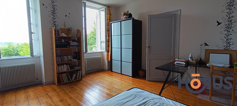 Viager - Maison - 395 m² - 8 pièces