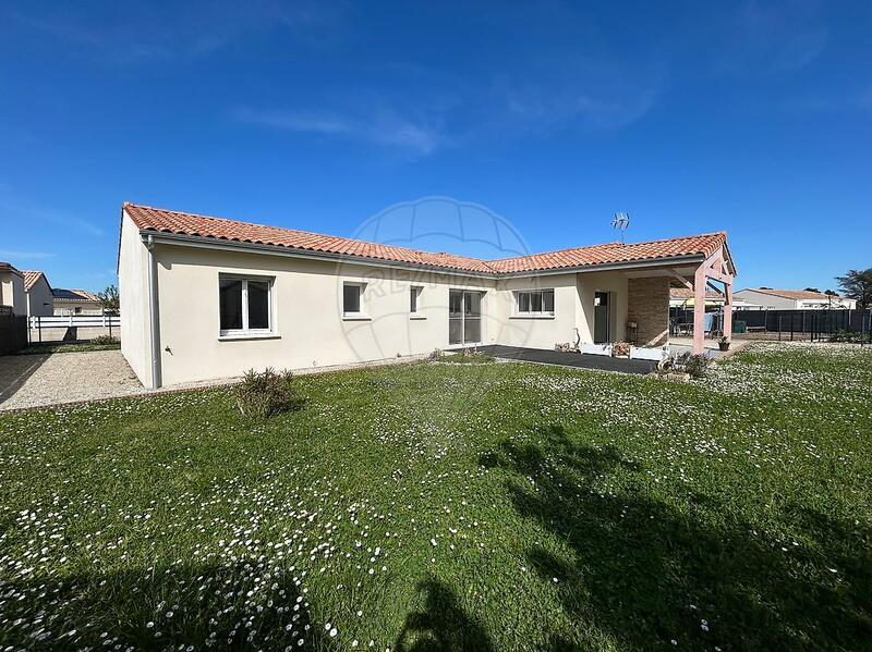 Maison - 144 m² - 5 pièces